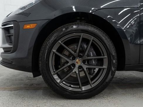 Used 2023 Porsche Macan Turbo image 33