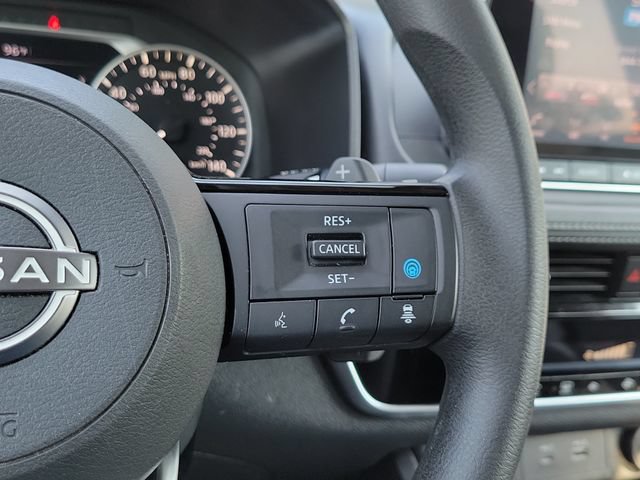 Used 2022 Nissan Rogue SV AWD/4WD image 29
