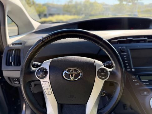 Used 2010 Toyota Prius Two image 12