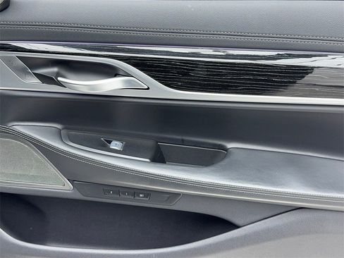 Used 2021 BMW 740i 740i M SPORT,NAV,CAM,PANO,CLMT w/ M Sport Package image 49