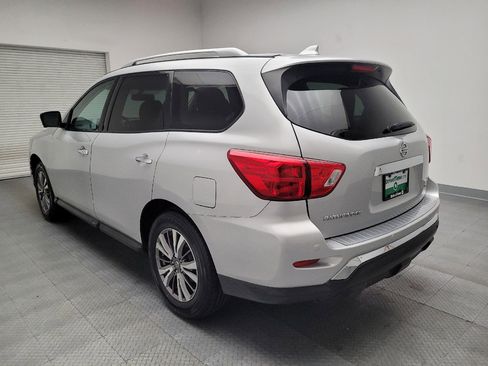Used 2019 Nissan Pathfinder SL image 5