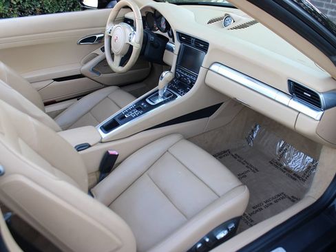 Used 2014 Porsche 911 Carrera 4S AWD/4WD image 22