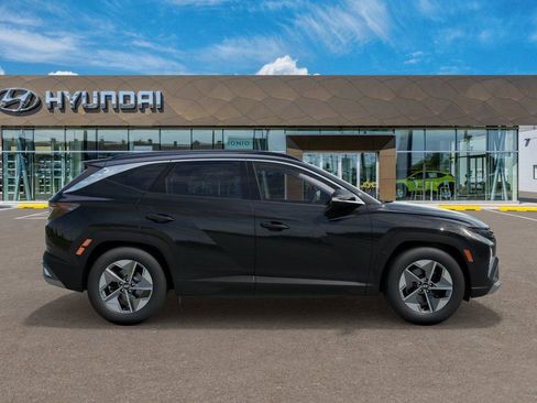 New 2025 Hyundai Tucson SEL image 7