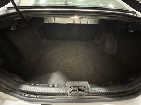 Used 2011 Ford Fusion SE image 23