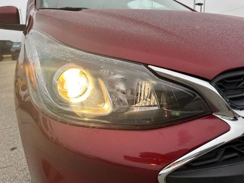 Used 2022 Chevrolet Spark LT image 9