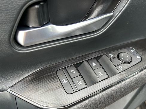 New 2026 Nissan Kicks SV FWD image 22