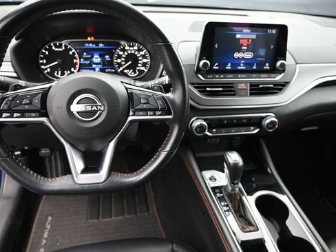 Used 2024 Nissan Altima 2.5 SR image 20