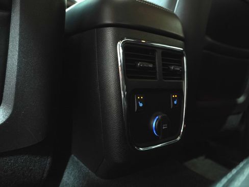 Used 2014 Dodge Charger R/T AWD/4WD image 14
