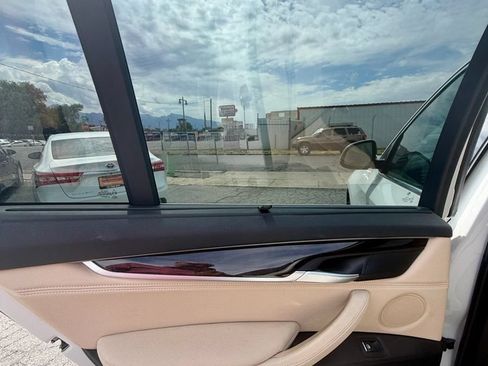 Used 2017 BMW X5 xDrive35i AWD/4WD image 22