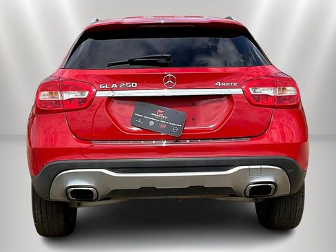 Used 2019 Mercedes-Benz GLA 250 4MATIC image 5