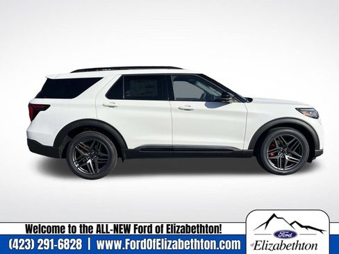 New 2026 Ford Explorer ST w/ Sun And Sound Package image 2