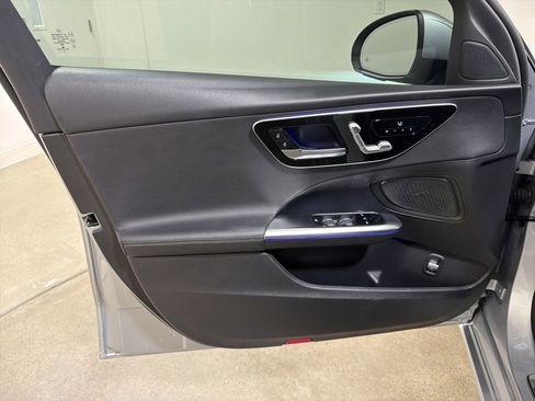Used 2023 Mercedes-Benz C 300 4MATIC Sedan image 9
