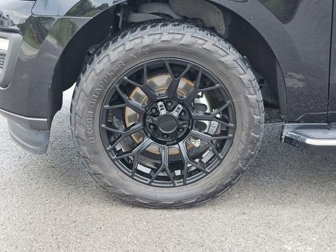 Used 2021 Ford Expedition XLT AWD/4WD image 13