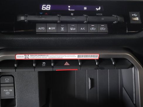 Used 2025 Toyota Tundra SR5 w/ SR5 Convenience Package AWD/4WD image 18