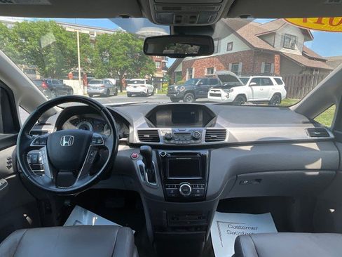 Used 2017 Honda Odyssey Touring image 10