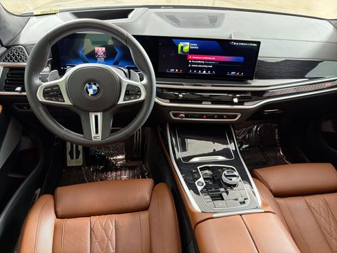 Used 2026 BMW X7 M60i AWD/4WD image 10
