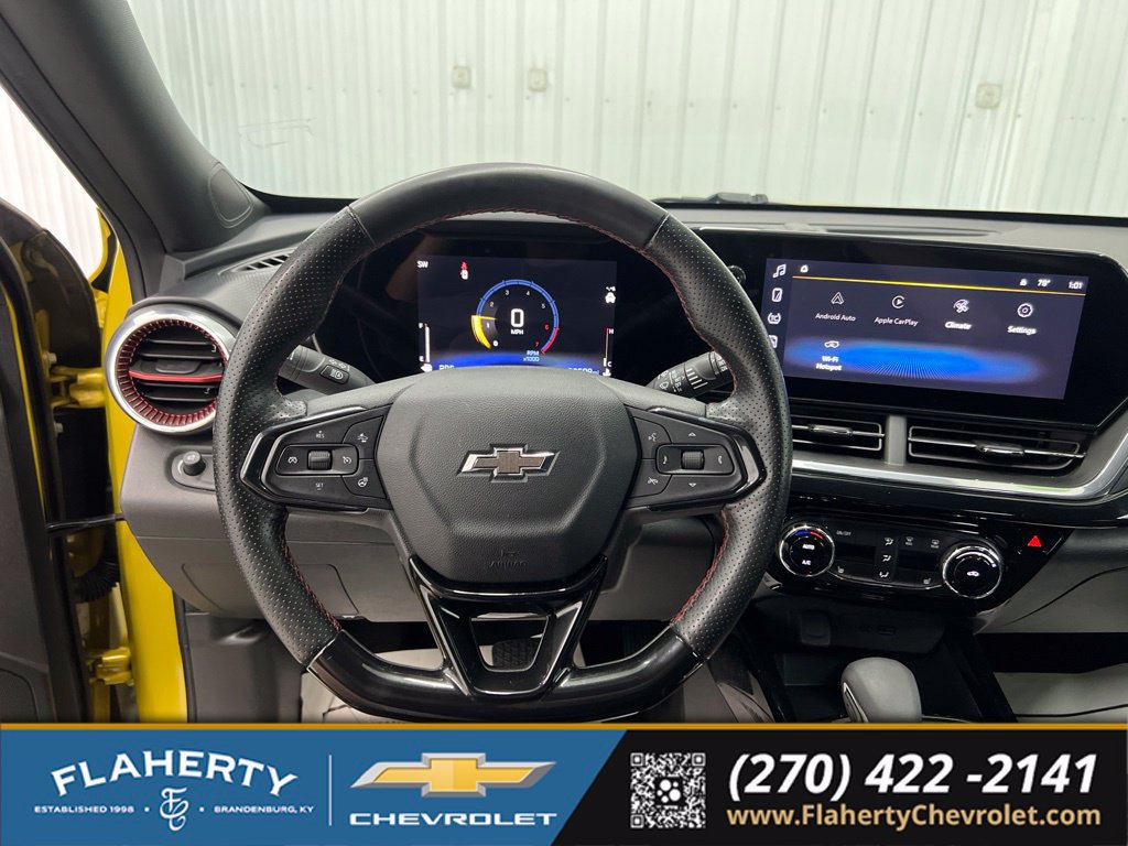 Used 2024 Chevrolet Trax RS w/ Driver Confidence Package FWD image 25