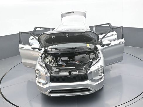 Used 2023 Mitsubishi Outlander SEL image 86