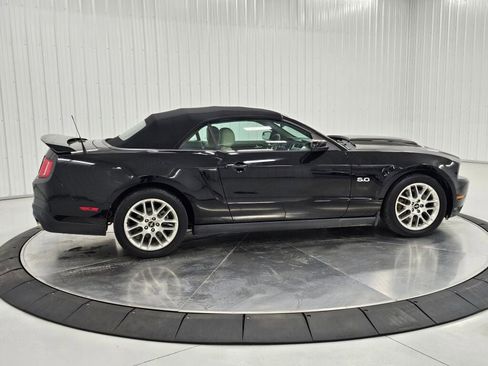 Used 2012 Ford Mustang GT Premium RWD image 6