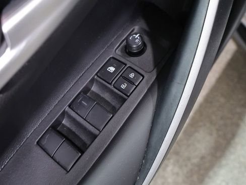 Used 2025 Toyota Corolla SE FWD image 13