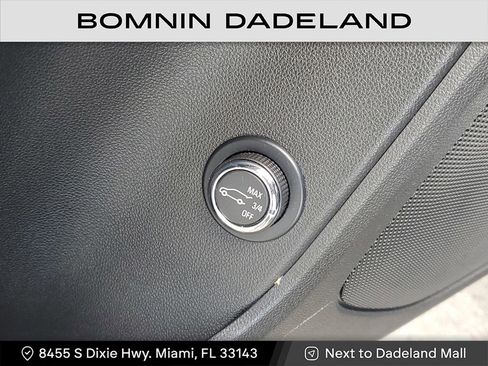 Used 2022 Chevrolet Blazer Premier image 18