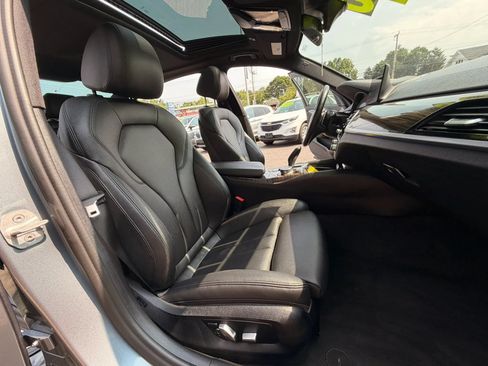 Used 2020 BMW 530i xDrive w/ Convenience Package AWD/4WD image 15