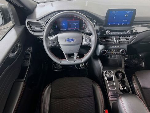 Used 2024 Ford Escape ST-Line image 19