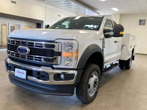 New 2026 Ford F550 4x4 Supercab Super Duty image 4