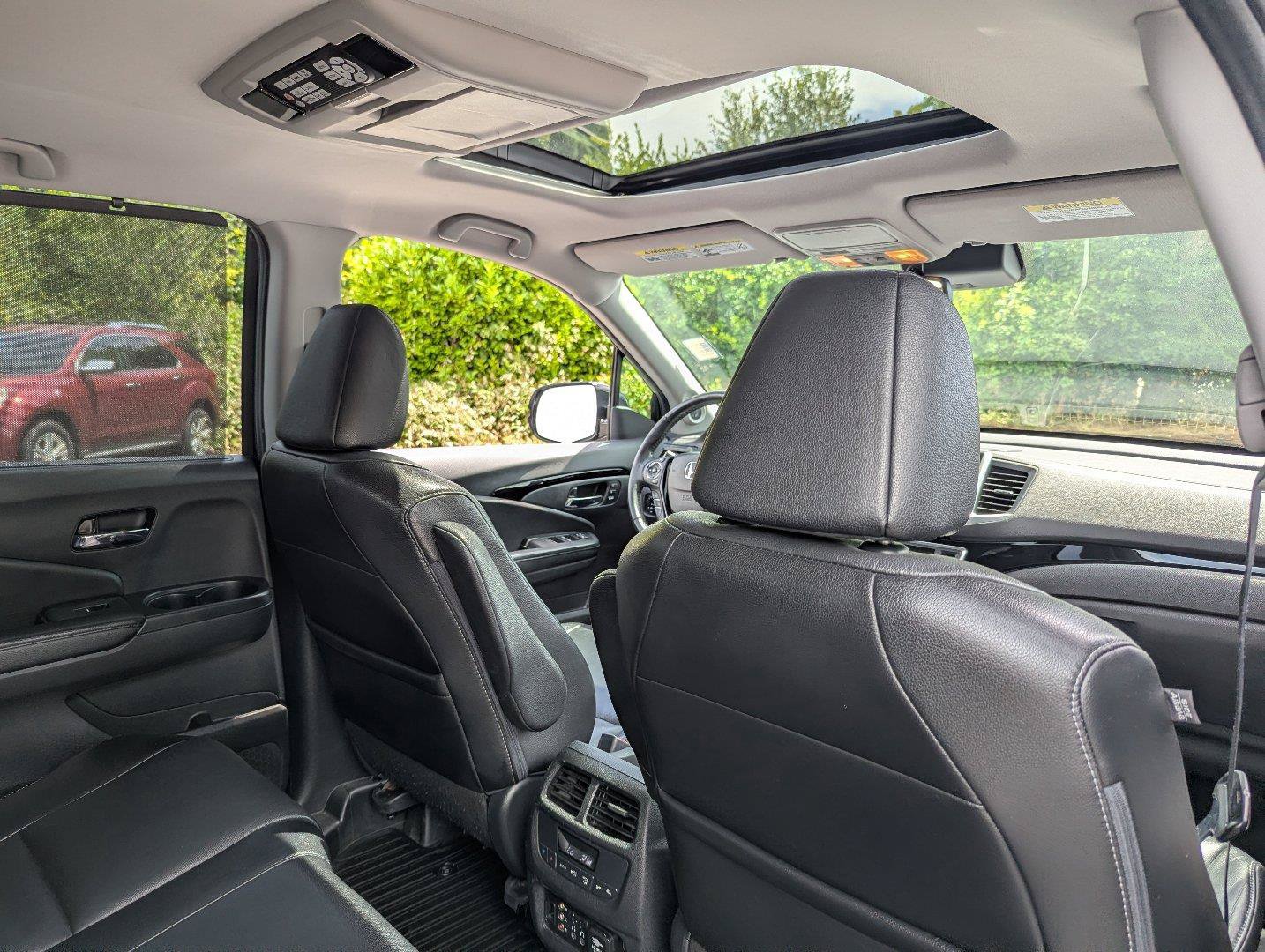 Used 2016 Honda Pilot Touring image 39