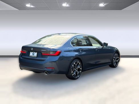 Used 2025 BMW 330i Sedan RWD image 9