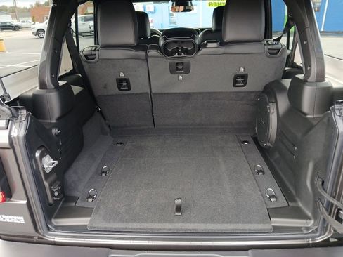 New 2026 Jeep Wrangler Unlimited Sahara image 26