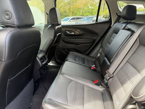 Used 2022 GMC Terrain Denali w/ Denali Premium Package AWD/4WD image 12