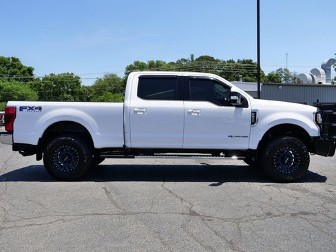 Used 2020 Ford F250 Lariat w/ Lariat Ultimate Package AWD/4WD image 9