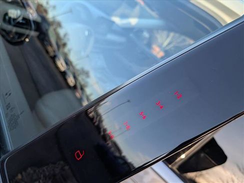 Certified 2023 Lincoln Aviator Reserve w/ Equipment Group 201A image 11