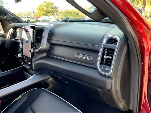 Used 2025 RAM 1500 Laramie w/ Laramie Southwest Edition image 17