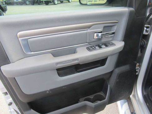 Used 2018 RAM 3500 Big Horn image 19