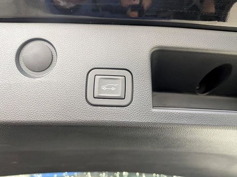 Certified 2025 Chevrolet Equinox RS image 27