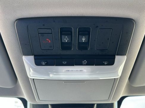 Certified 2024 Nissan Rogue SV w/ SV Premium Package image 37