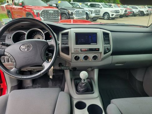 Used 2007 Toyota Tacoma X-Runner RWD image 17