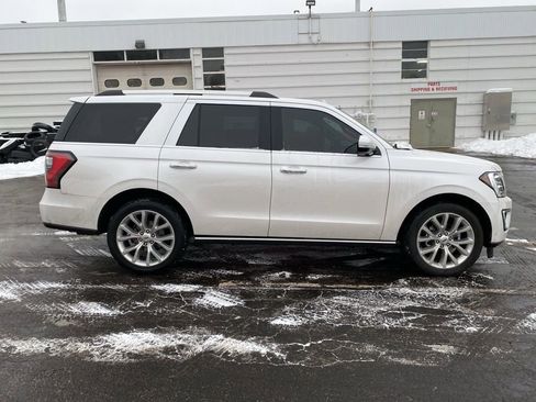 Used 2019 Ford Expedition Limited w/ Equipment Group 302A image 3