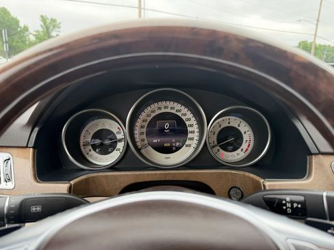 Used 2014 Mercedes-Benz E 350 Sedan image 14