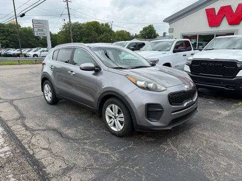 Used 2019 Kia Sportage LX w/ LX Popular Package FWD image 3