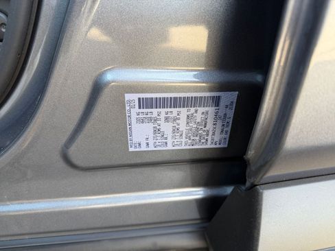 Used 2025 Nissan Rogue SV FWD image 31