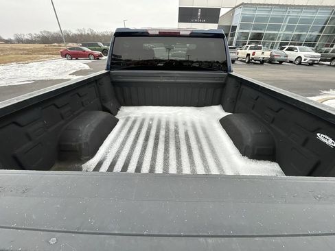 Used 2020 Chevrolet Silverado 1500 Custom w/ Custom Value Package image 28