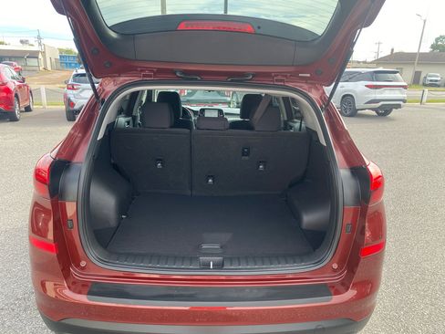 Used 2020 Hyundai Tucson Value w/ Cargo Package image 12