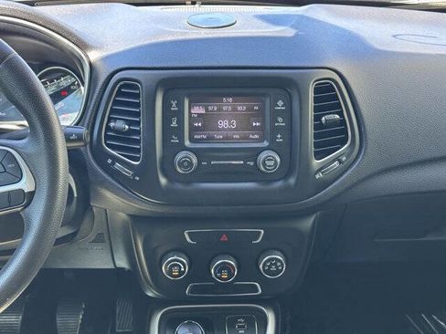 Used 2018 Jeep Compass Sport image 16