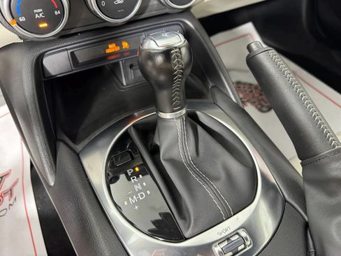 Used 2021 MAZDA MX-5 Miata Grand Touring RWD image 28