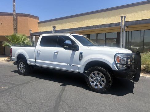 Used 2019 Ford F350 King Ranch w/ King Ranch Ultimate Package AWD/4WD image 9