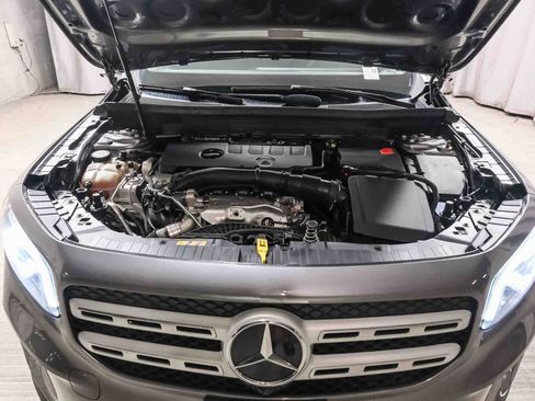 Used 2023 Mercedes-Benz GLB 250 image 32