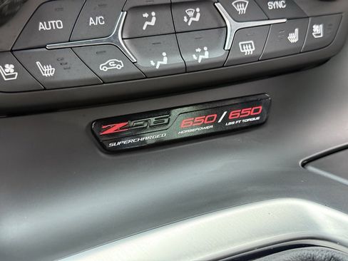 Used 2019 Chevrolet Corvette Z06 image 7